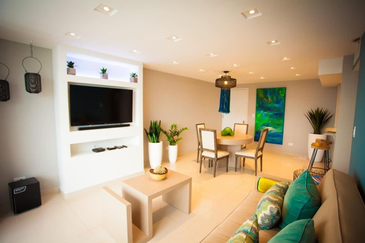 2Br Gem Ocean Front Building Isla Verde Beach ซานฮวน ภายนอก รูปภาพ