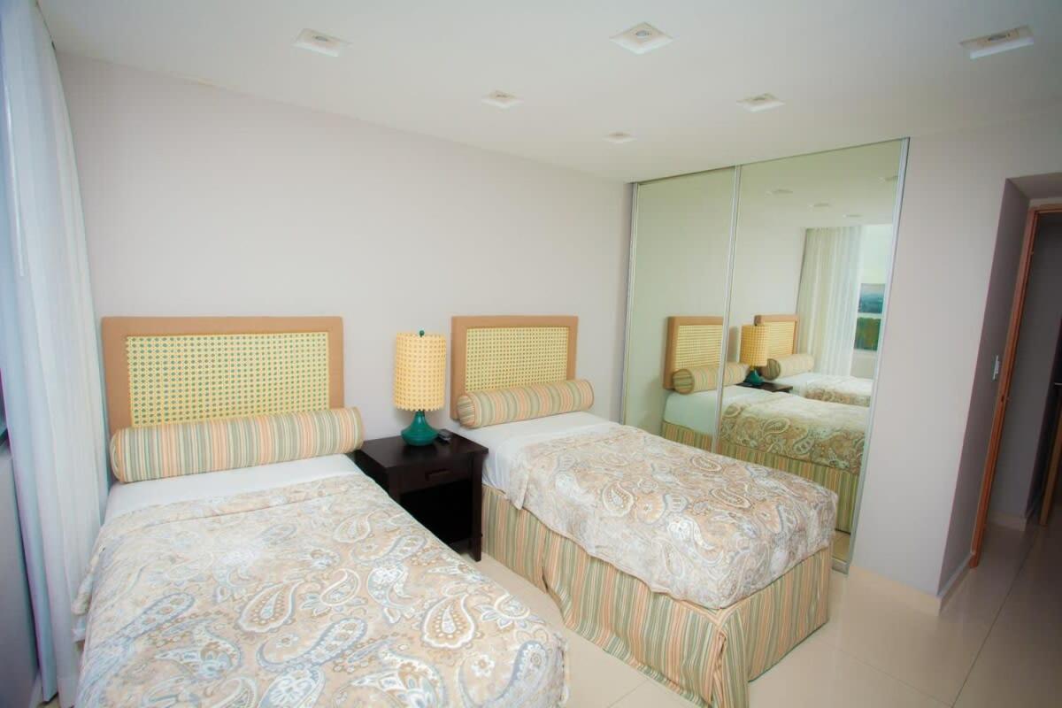 2Br Gem Ocean Front Building Isla Verde Beach ซานฮวน ภายนอก รูปภาพ